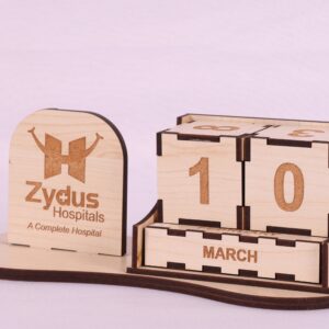 Wooden Cube Calendar